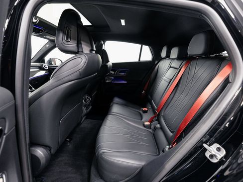 Used 2025 Mercedes-Benz GLC 63 AMG S image 27