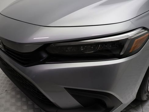 Used 2024 Honda Civic LX image 3