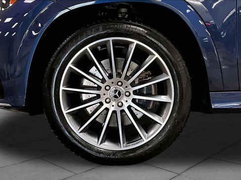 Used 2024 Mercedes-Benz GLE 350 4MATIC image 11