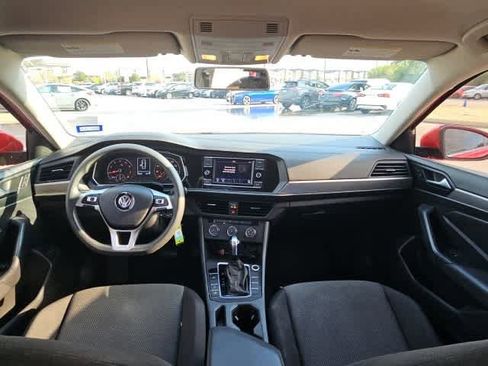 Used 2019 Volkswagen Jetta S image 19