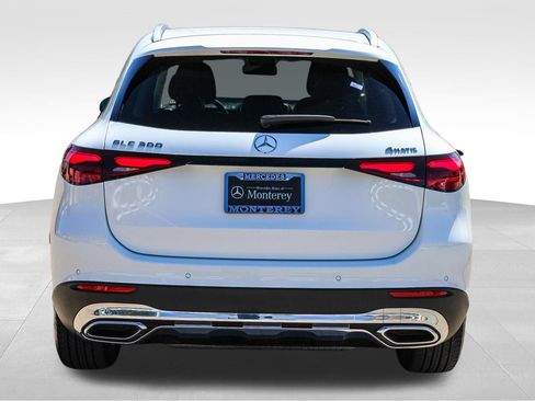 Certified 2024 Mercedes-Benz GLC 300 4MATIC image 9