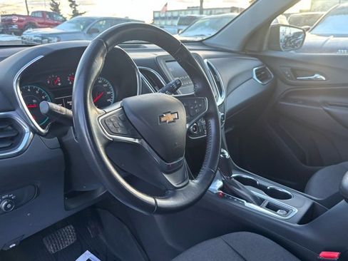 Used 2018 Chevrolet Equinox LT image 13