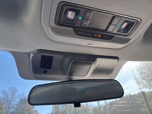 Used 2023 Ford F150 XLT image 45