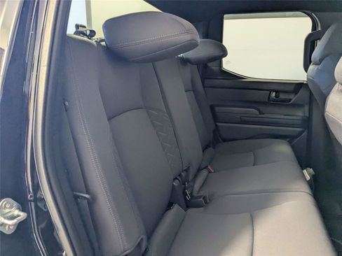 Used 2024 Toyota Tacoma SR image 9