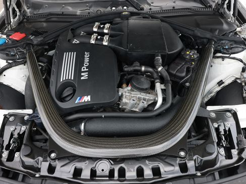 Used 2020 BMW M4 Coupe RWD image 59