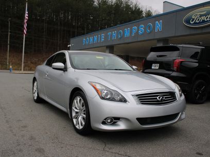 Used 2013 INFINITI G37 Journey w/ Premium Pkg
