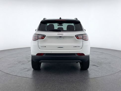 Used 2025 Jeep Compass Limited AWD/4WD image 7