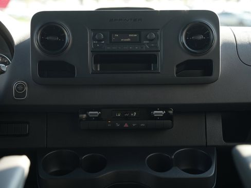 New 2025 Mercedes-Benz Sprinter 2500 image 29