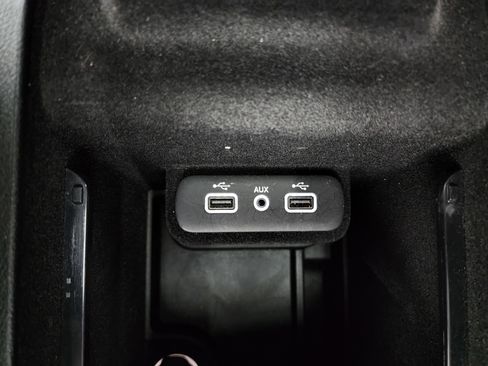 Used 2017 Dodge Charger SXT w/ AWD Plus Group image 49