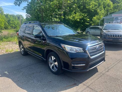 Used 2019 Subaru Ascent Premium AWD/4WD image 2