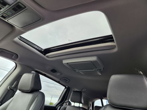 Certified 2022 Honda Odyssey Touring image 16