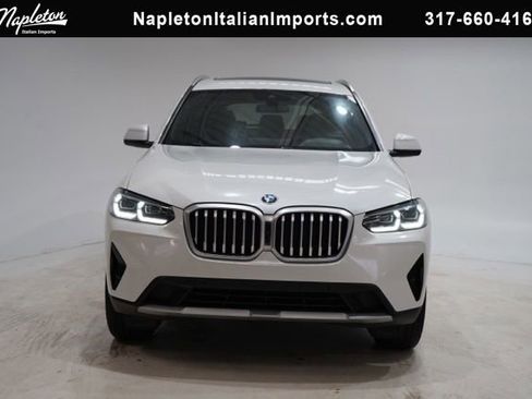 Used 2024 BMW X3 xDrive30i AWD/4WD image 2