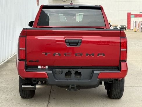 Used 2026 Toyota Tacoma SR5 AWD/4WD image 5