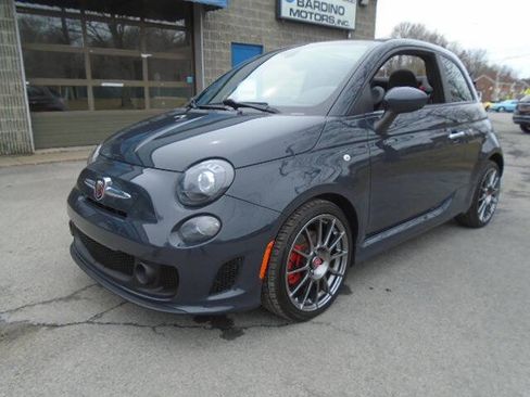 Used 2017 FIAT 500 Abarth image 2