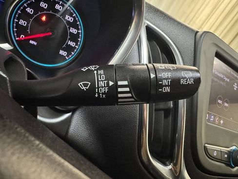 Used 2022 Chevrolet Equinox LT image 40