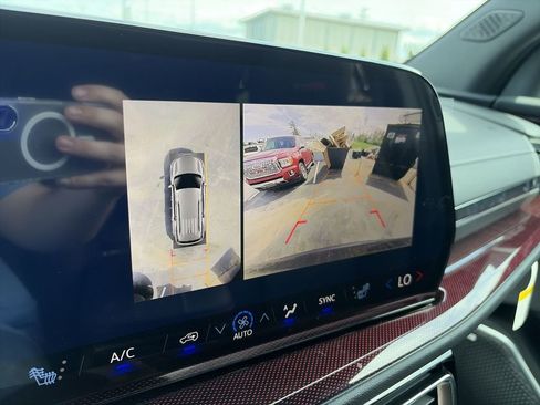 New 2026 Chevrolet Traverse Z71 image 23