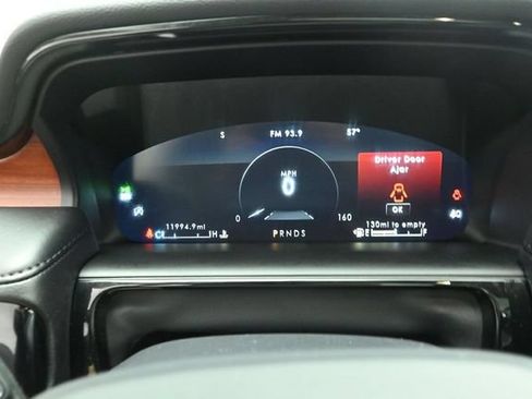 Certified 2022 Lincoln Nautilus Reserve w/ Equipment Group 201A AWD/4WD image 13