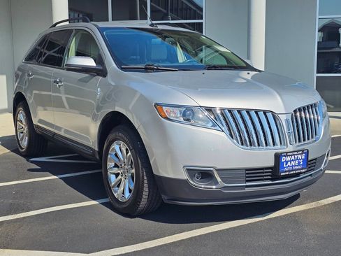 Used 2013 Lincoln MKX FWD image 7
