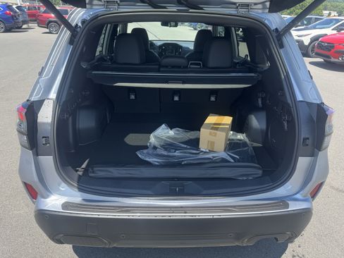 New 2026 Subaru Forester Touring AWD/4WD image 5