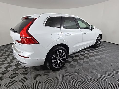 Certified 2023 Volvo XC60 B5 Plus w/ Climate Package image 7