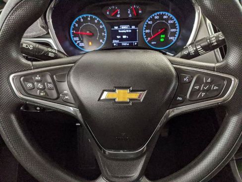 Used 2020 Chevrolet Equinox LS w/ LPO, Floor Liner Package AWD/4WD image 11