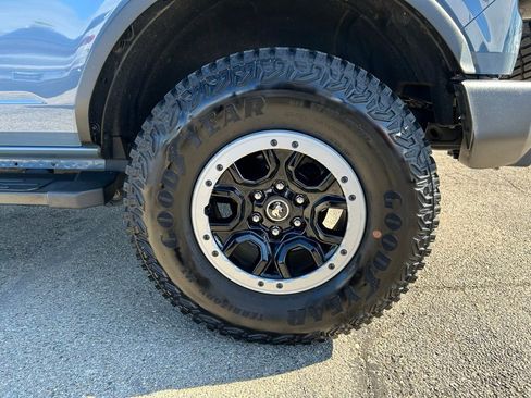 Certified 2024 Ford Bronco Outer Banks w/ Sasquatch Package AWD/4WD image 14