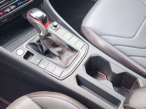 Used 2025 Volkswagen Jetta GLI Autobahn image 18