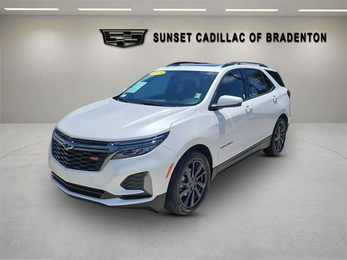 Used 2023 Chevrolet Equinox RS w/ RS Leather Package FWD image 8