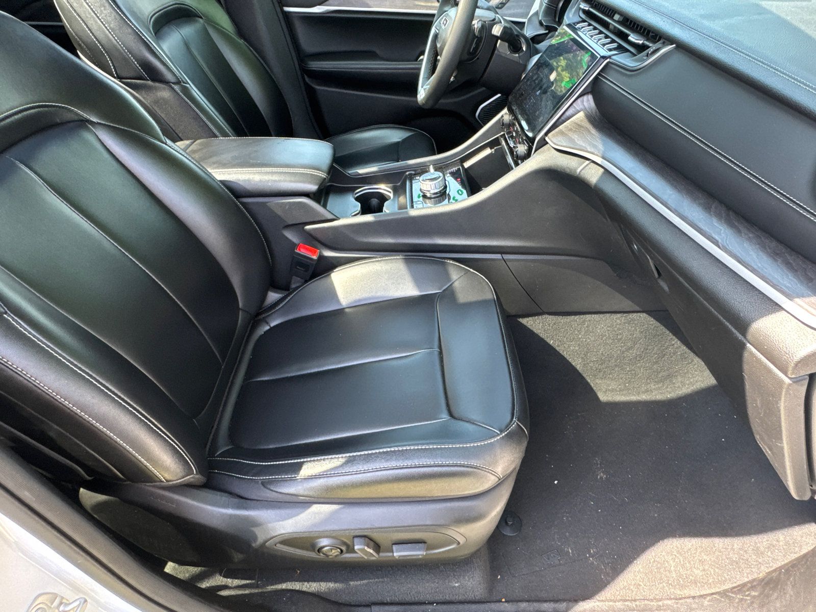 Used 2024 Jeep Grand Cherokee Limited 4xe AWD/4WD image 12