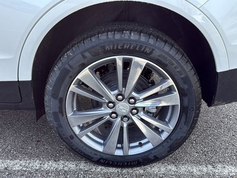 New 2026 Cadillac XT5 Premium Luxury w/ LPO, Floor Liner Package image 32