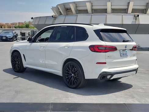 Used 2023 BMW X5 sDrive40i w/ M Sport Package RWD image 2