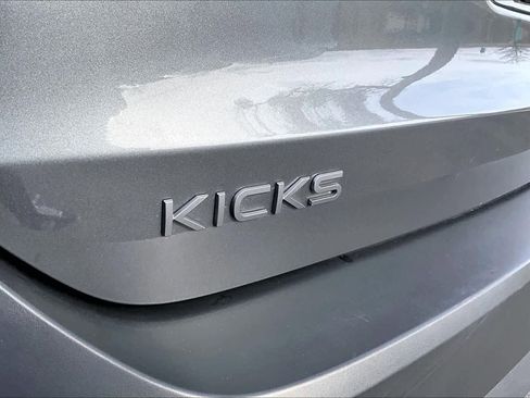 Used 2025 Nissan Kicks S w/ Charging Package image 17
