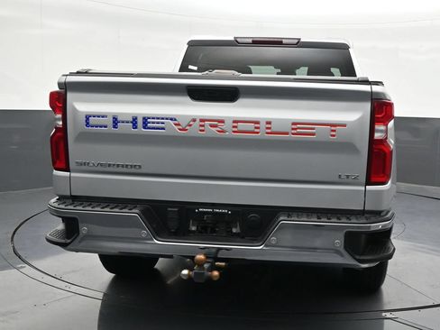 Used 2022 Chevrolet Silverado 1500 LTZ RWD image 4
