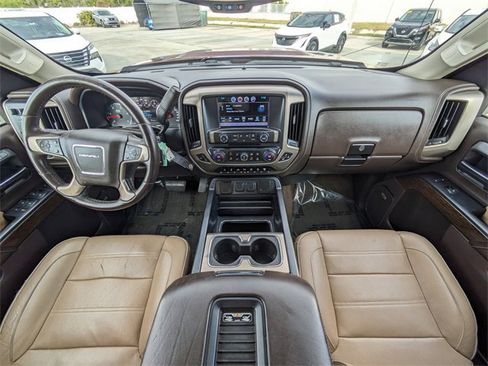 Used 2017 GMC Sierra 2500 Denali w/ Duramax Plus Package image 16