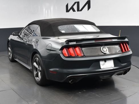 Used 2015 Ford Mustang Convertible w/ Equipment Group 051A RWD image 4