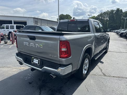 Used 2025 RAM 1500 Big Horn AWD/4WD image 9