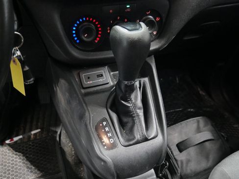 Used 2019 RAM ProMaster City Tradesman SLT image 23