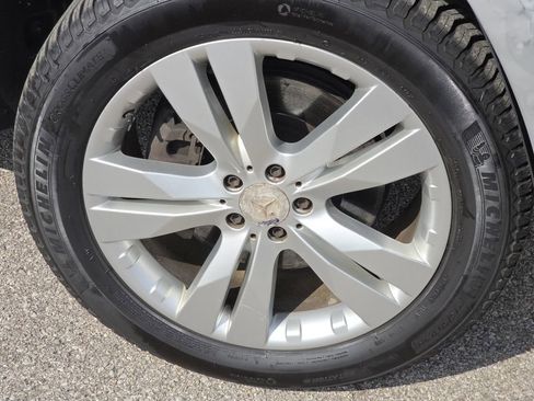 Used 2010 Mercedes-Benz GL 450 4MATIC image 6
