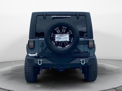 Used 2015 Jeep Wrangler Unlimited Sport w/ Quick Order Package 23S AWD/4WD image 4