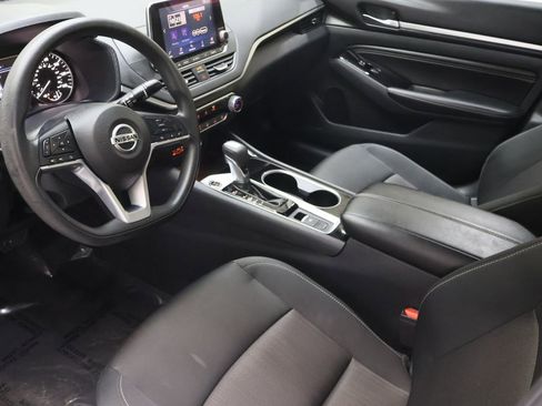 Used 2021 Nissan Altima 2.5 SV AWD/4WD image 17