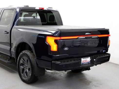 Used 2025 Ford F150 Lightning Lariat image 9