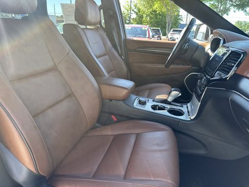 Used 2020 Jeep Grand Cherokee Summit w/ Platinum Series Group AWD/4WD image 13