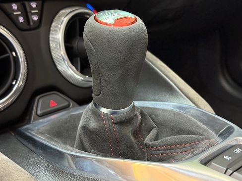 Used 2017 Chevrolet Camaro ZL1 image 18