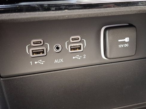 New 2026 Jeep Grand Cherokee Limited AWD/4WD image 16