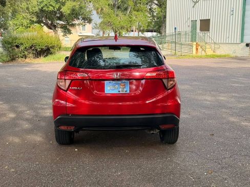 Used 2016 Honda HR-V LX image 6