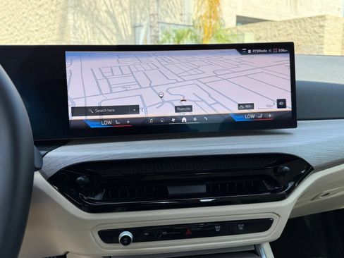 Certified 2025 BMW 330i Sedan RWD image 29