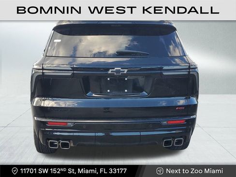 Used 2024 Chevrolet Traverse RS image 6