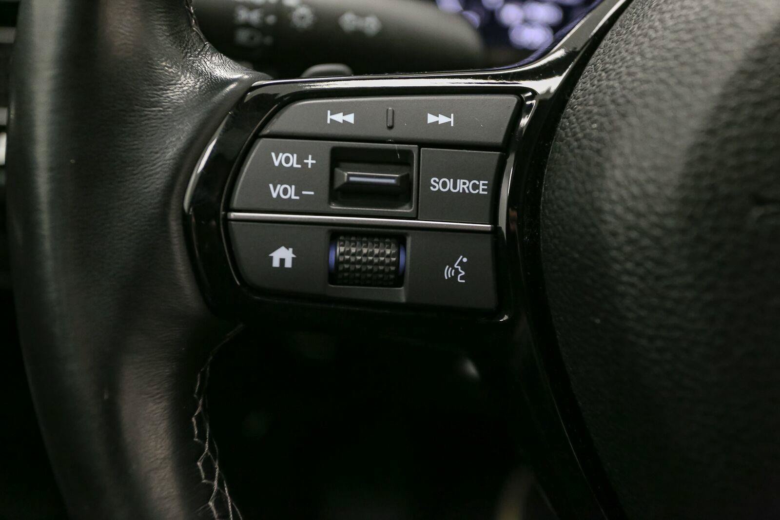 Used 2025 Honda Civic Sport image 31