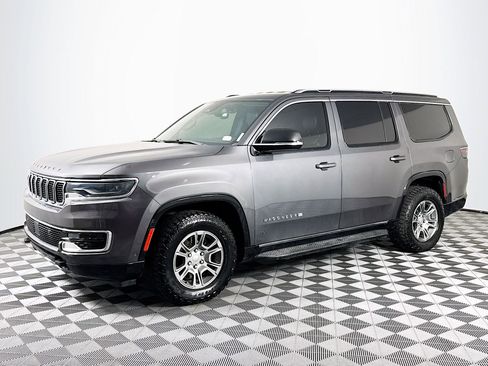 Used 2023 Jeep Wagoneer 4WD w/ HD Trailer Tow Package image 4