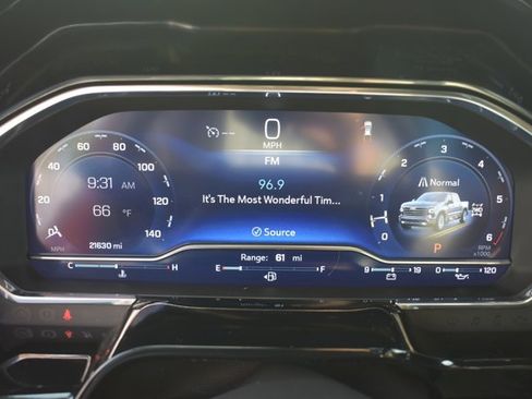 Used 2024 Chevrolet Silverado 1500 High Country w/ Technology Package image 23